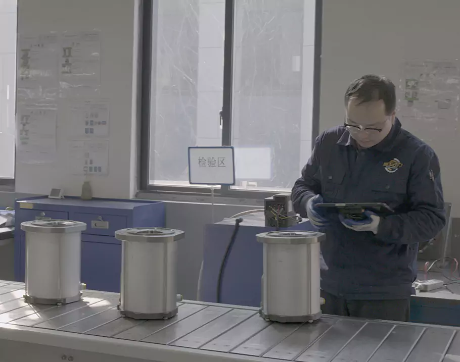 Pasukan pendorong inti sing mimpin jaman efisiensi dhuwur lan konservasi energi